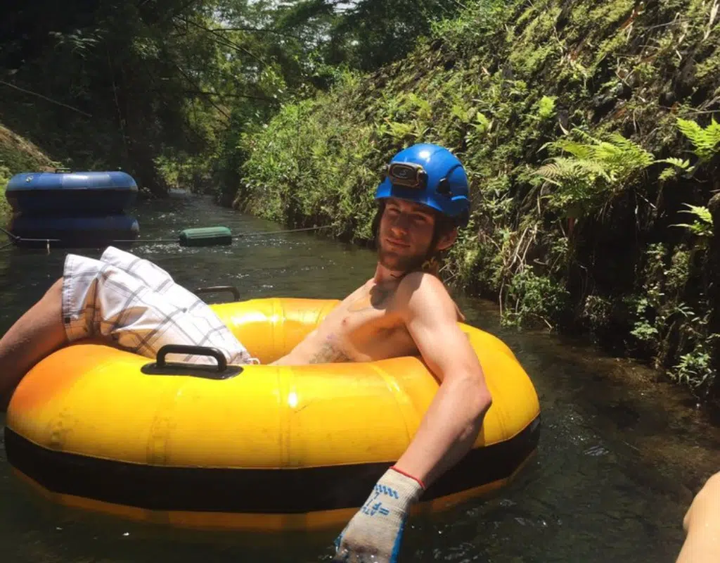 River_Tubes_01